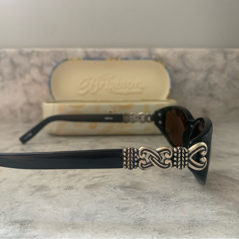 Brighton Sabrina Sunglasses in Black